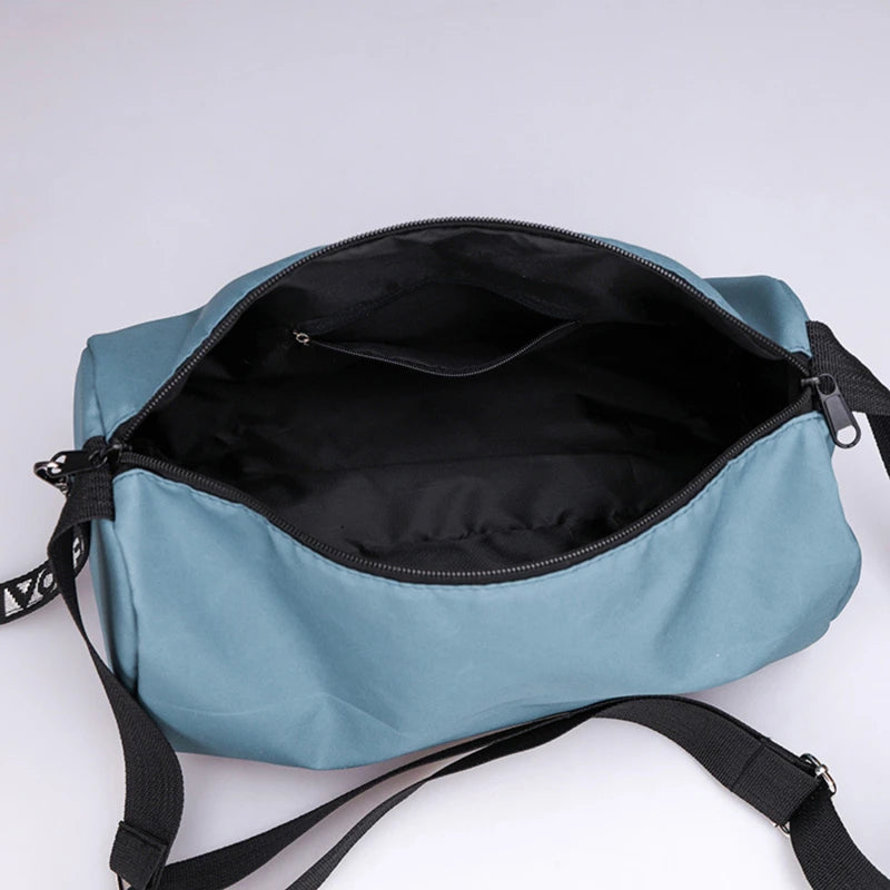 Women's Waterproof Gym Duffle Bag